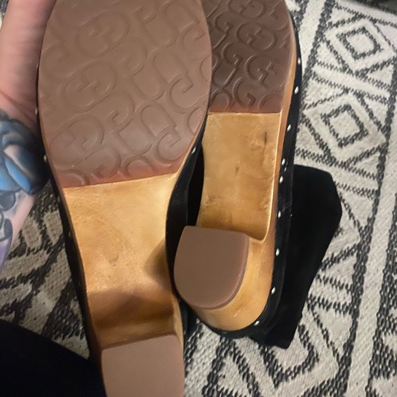 Woman’s UGG Australia Layna Heel Boots - Picture 7 of 8